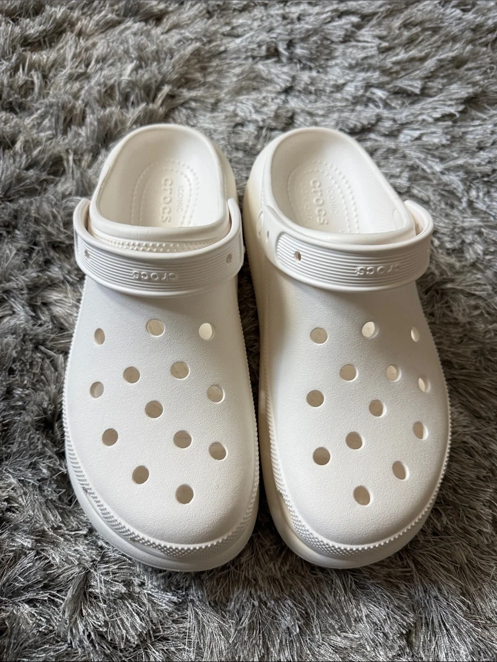 Crocs Men’s White Classic Crush Platform Clog